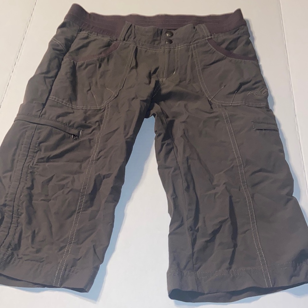 Kuhl olive green hiking shorts size 6